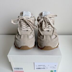 Maison Margiela Women’s Beige Sneakers